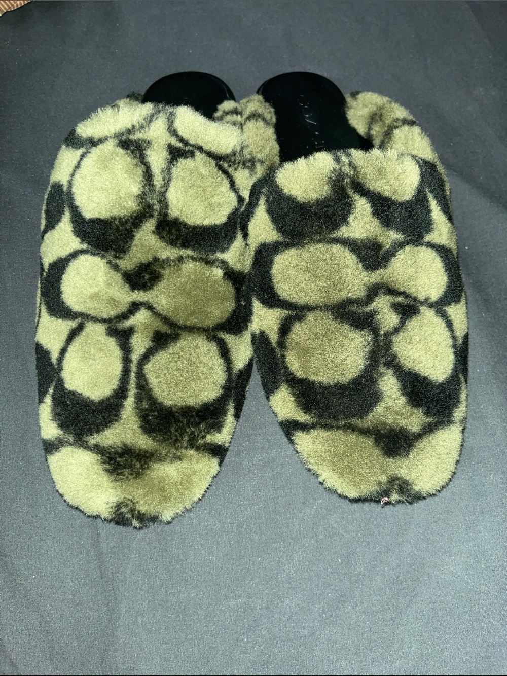 Coach Women’s Signature Shearling Slippers - Olive & Black